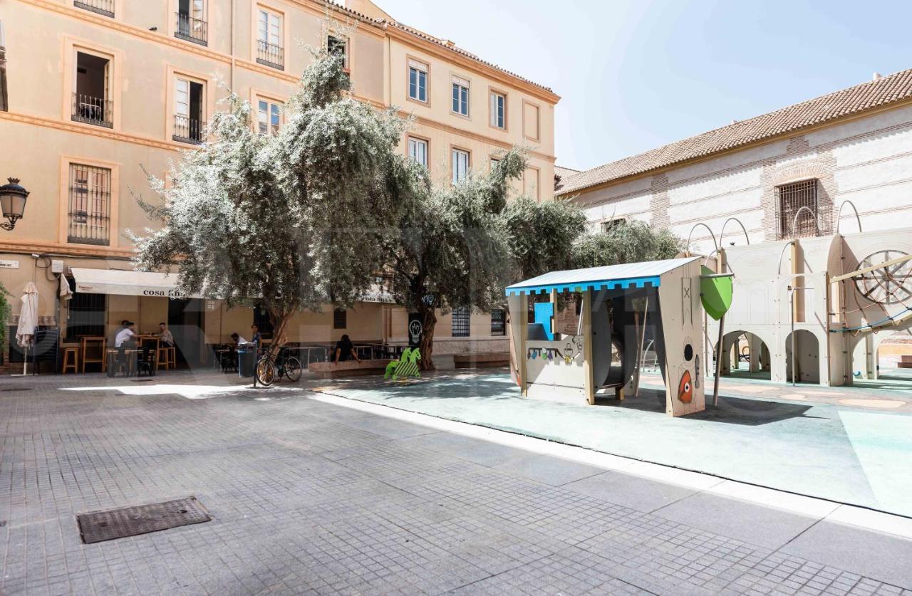 Inviting Apartment In The Heart Of Malaga By Rems Exterior photo